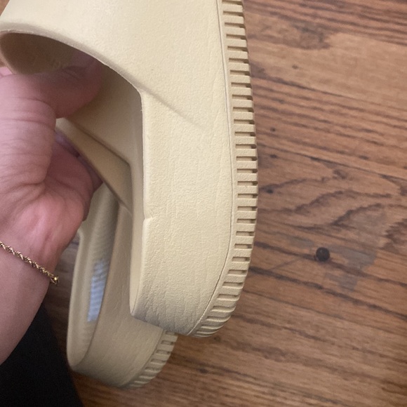 Nike sandals w7/M6 - Picture 5 of 7